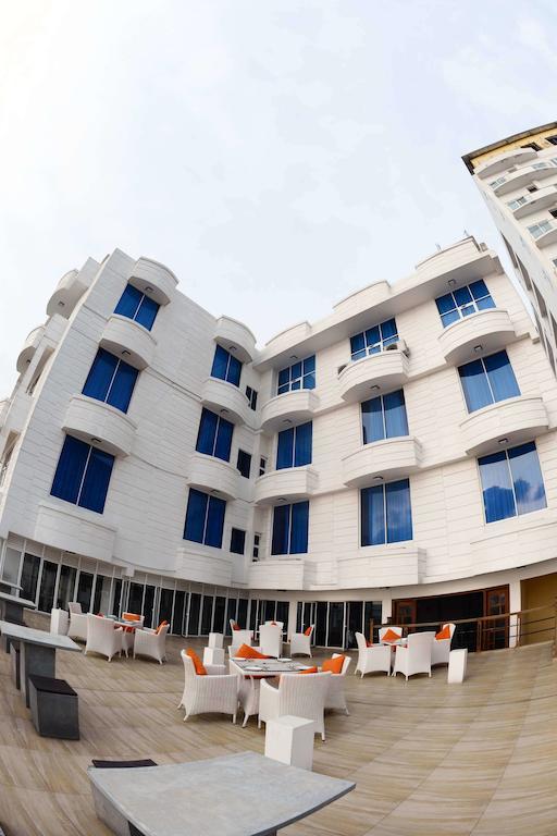 Lazaani Hotel 콜롬보 외부 사진